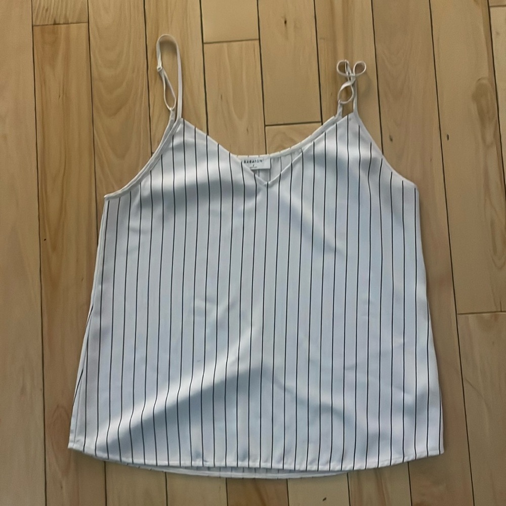 Aritzia tank top size small